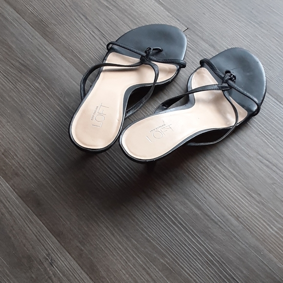 Ladies shoes - Picture 2 of 3